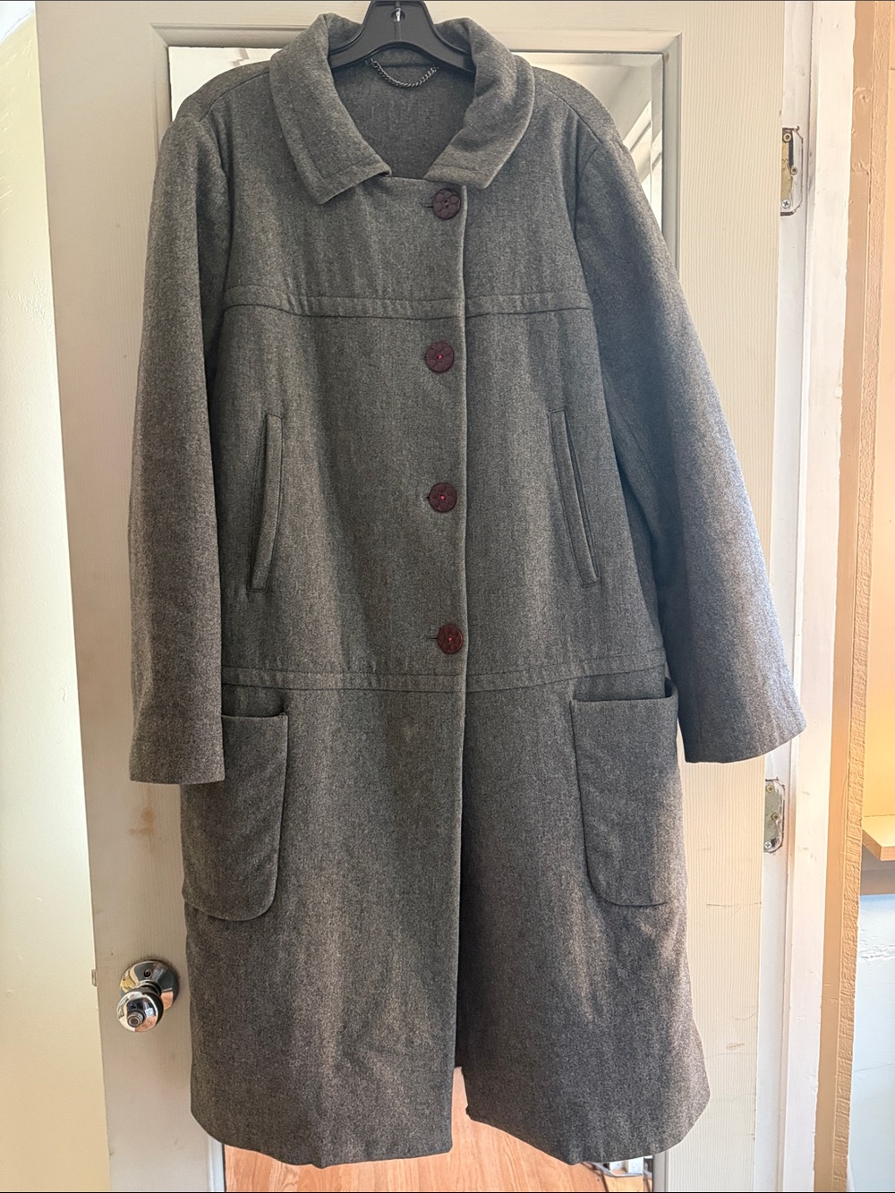 Heavy, warm Women's Gray FleeceWool-Lambskin Pea Coat with Button Front
